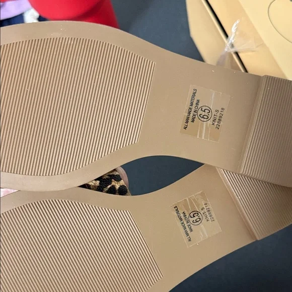 SODA Leopard Print Slide Sandals - Tan & Black - Picture 2 of 3